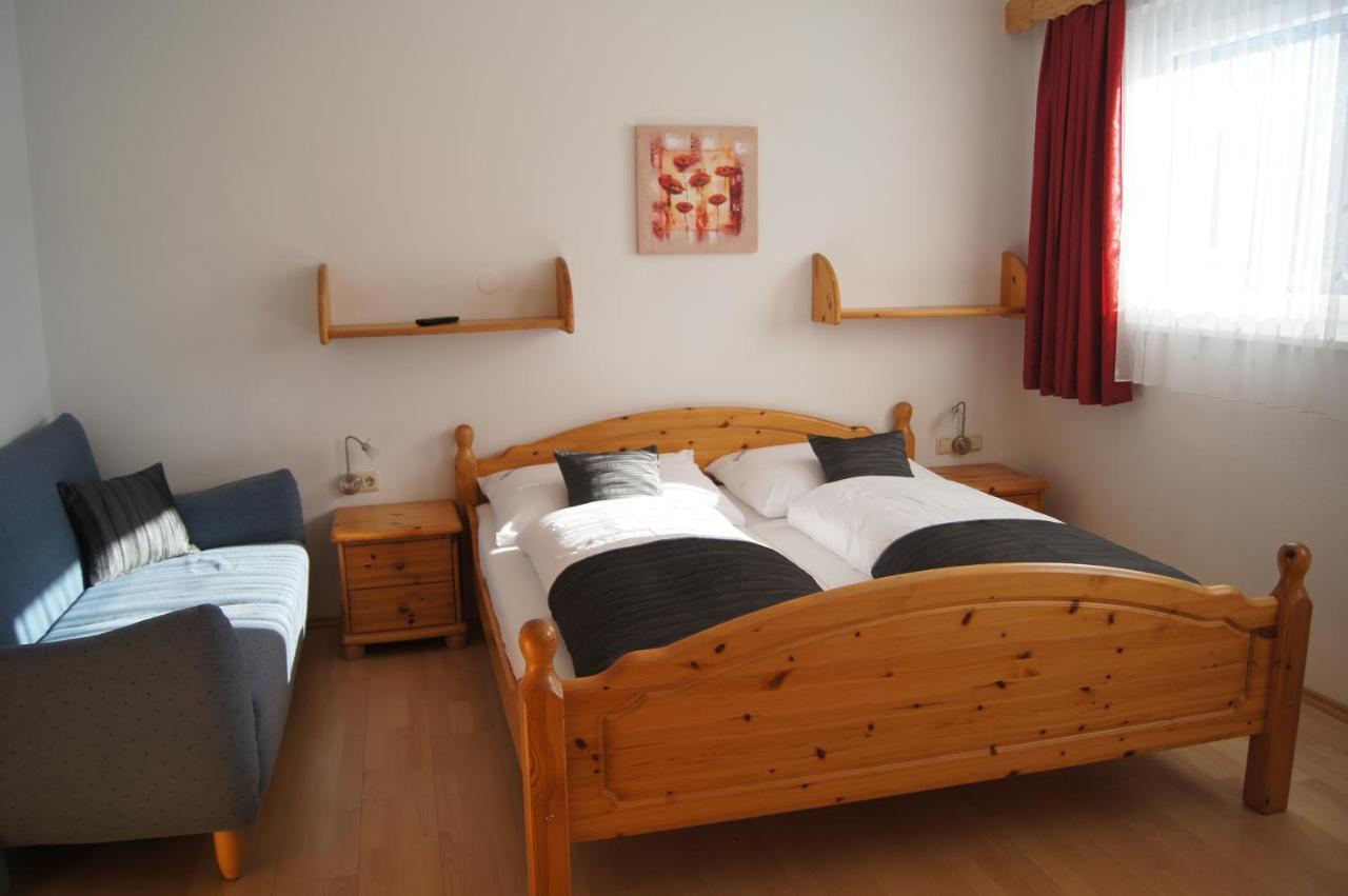 Appartementhaus Fink Bad Mitterndorf Rom bilde